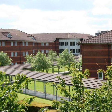 Yarnfield Park Training And Conference Centre Hotell Stone  Eksteriør bilde