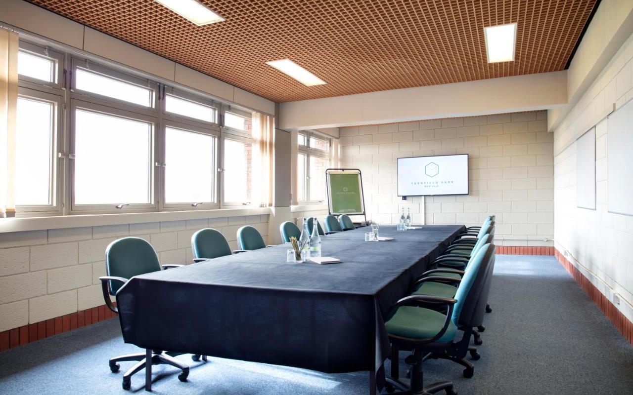 Yarnfield Park Training And Conference Centre Hotell Stone  Eksteriør bilde
